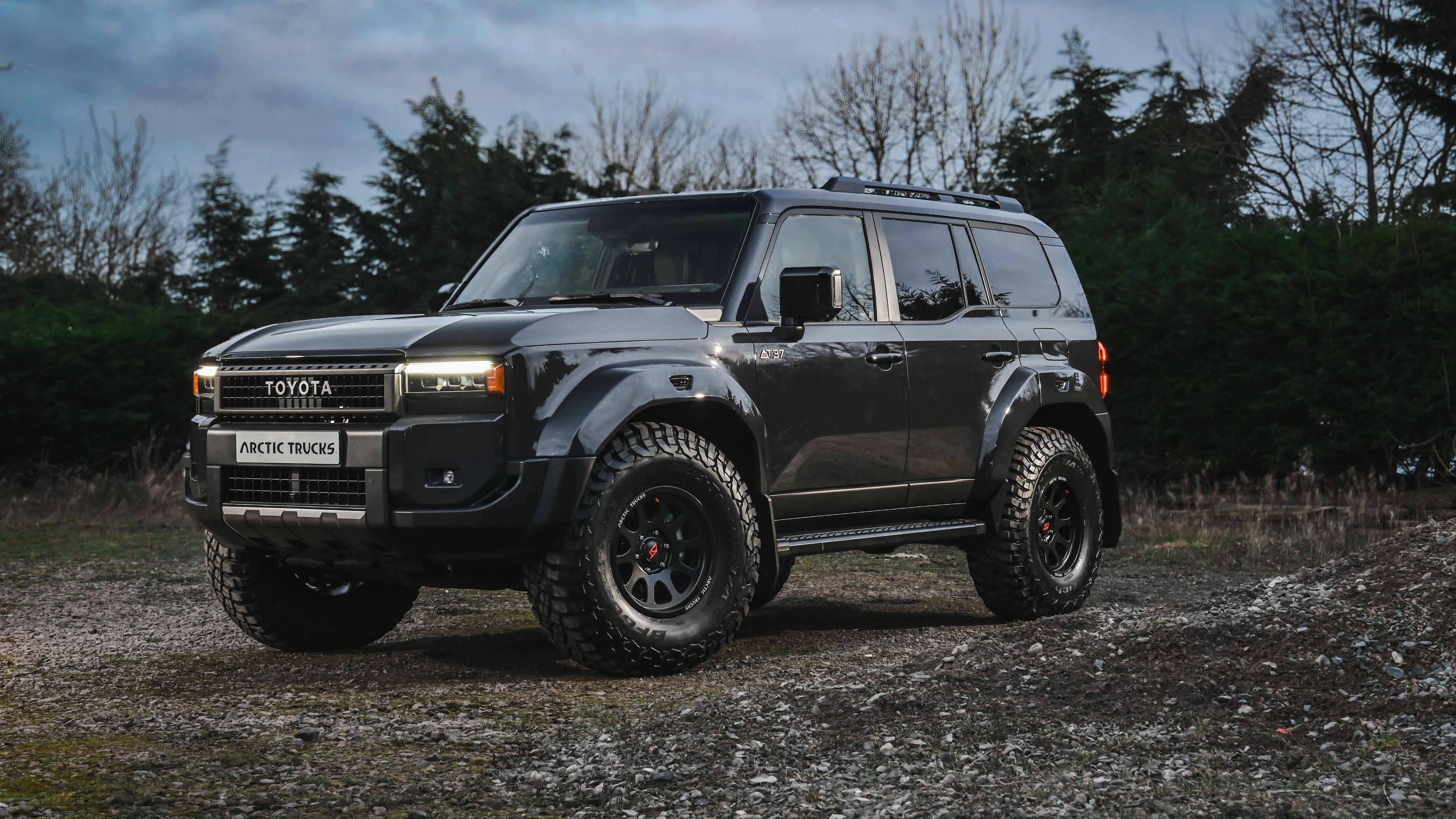Toyota Land Cruiser Prado 2025